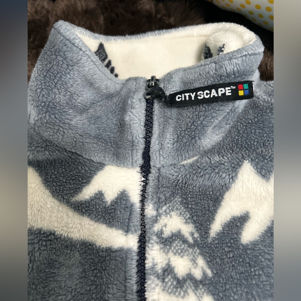 🌸Cityscape Navy and White Fleece Jacket with Snowflake winter Design sz: medium - Picture 4 of 8